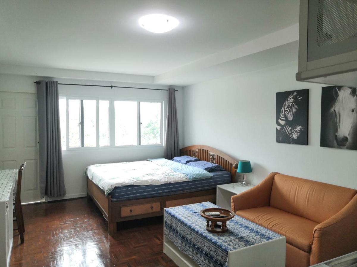 26 Condo With Pool Opposite The Train Station, Near Old City And Nimman Chiang Mai Bagian luar foto